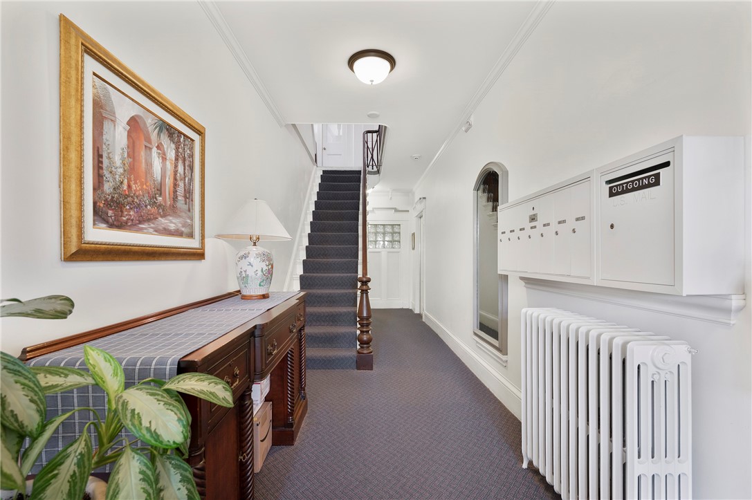 14 Kay Street Newport, RI 02840 - Photo 15 of 47