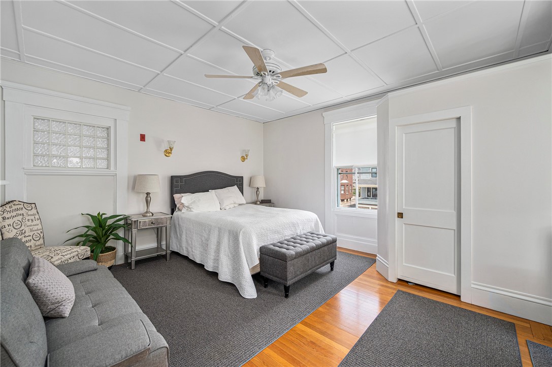 14 Kay Street Newport, RI 02840 - Photo 34 of 47
