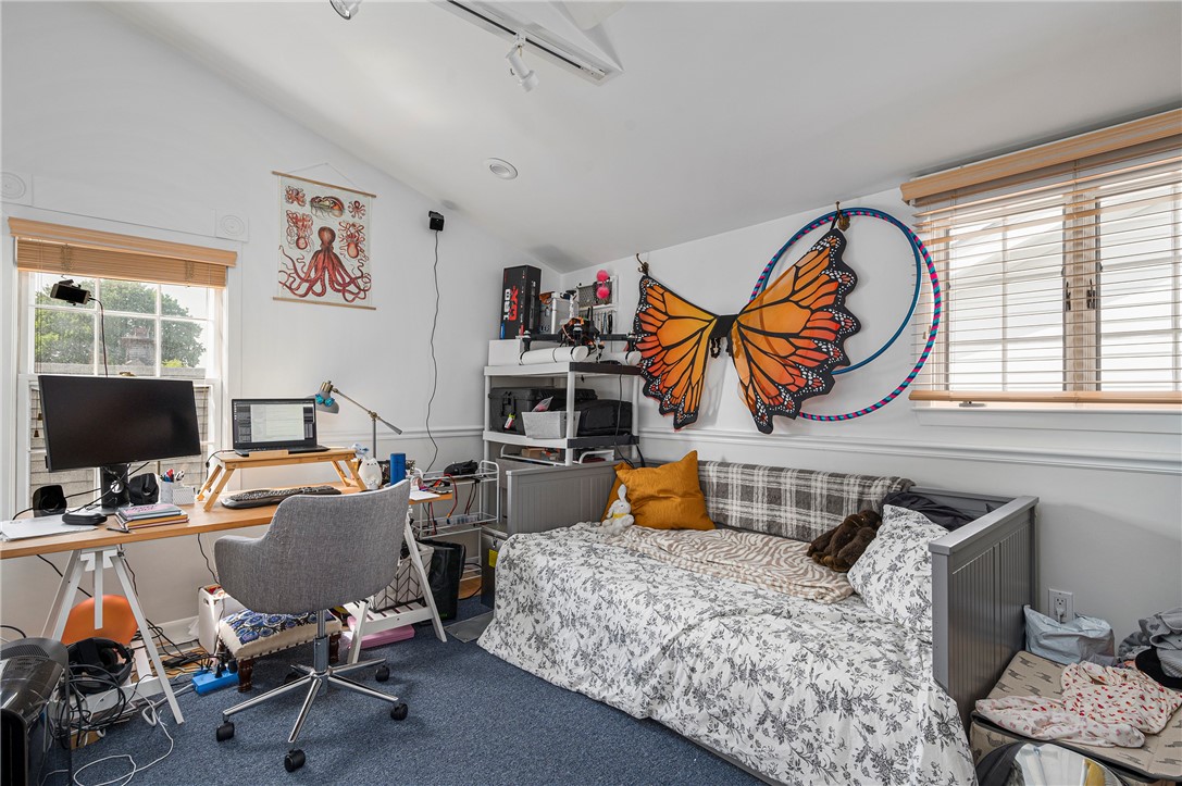 14 Kay Street Newport, RI 02840 - Photo 8 of 47