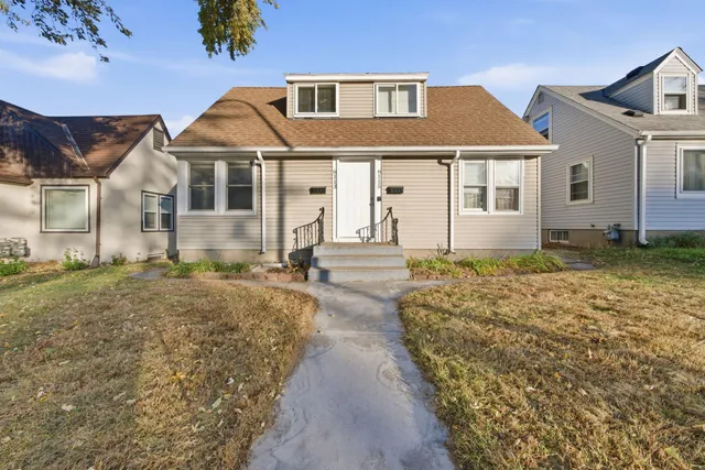 $465,000 | 6113 Nicollet Avenue, Minneapolis, MN 55419