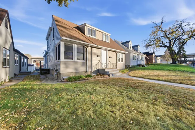 $465,000 | 6113 Nicollet Avenue, Minneapolis, MN 55419