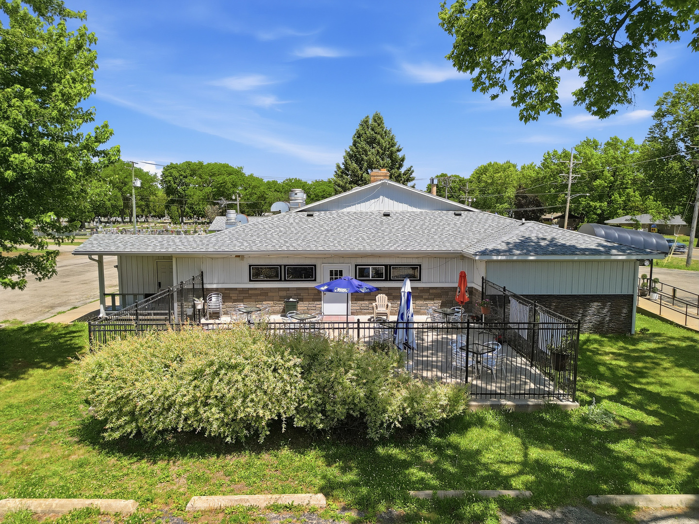 707 Freeport Road Sterling, IL 61081 - Photo 15 of 49