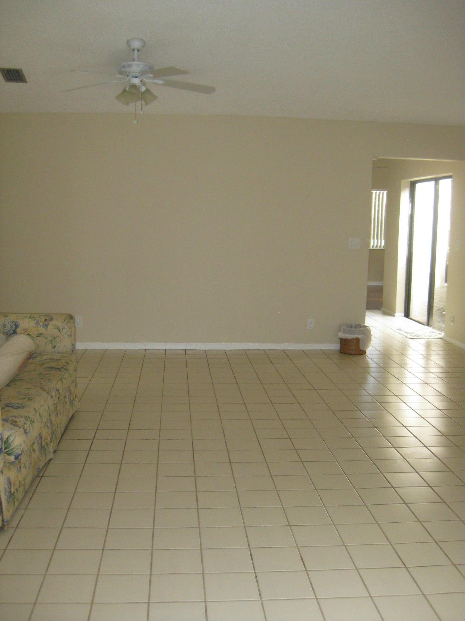 7734 Solimar Circle Boca Raton, FL 33433 - Photo 8 of 25 Living Room