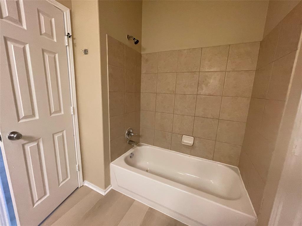 101 Sunburst Court, Unit 107 Weatherford, TX 76087 - Photo 14 of 24