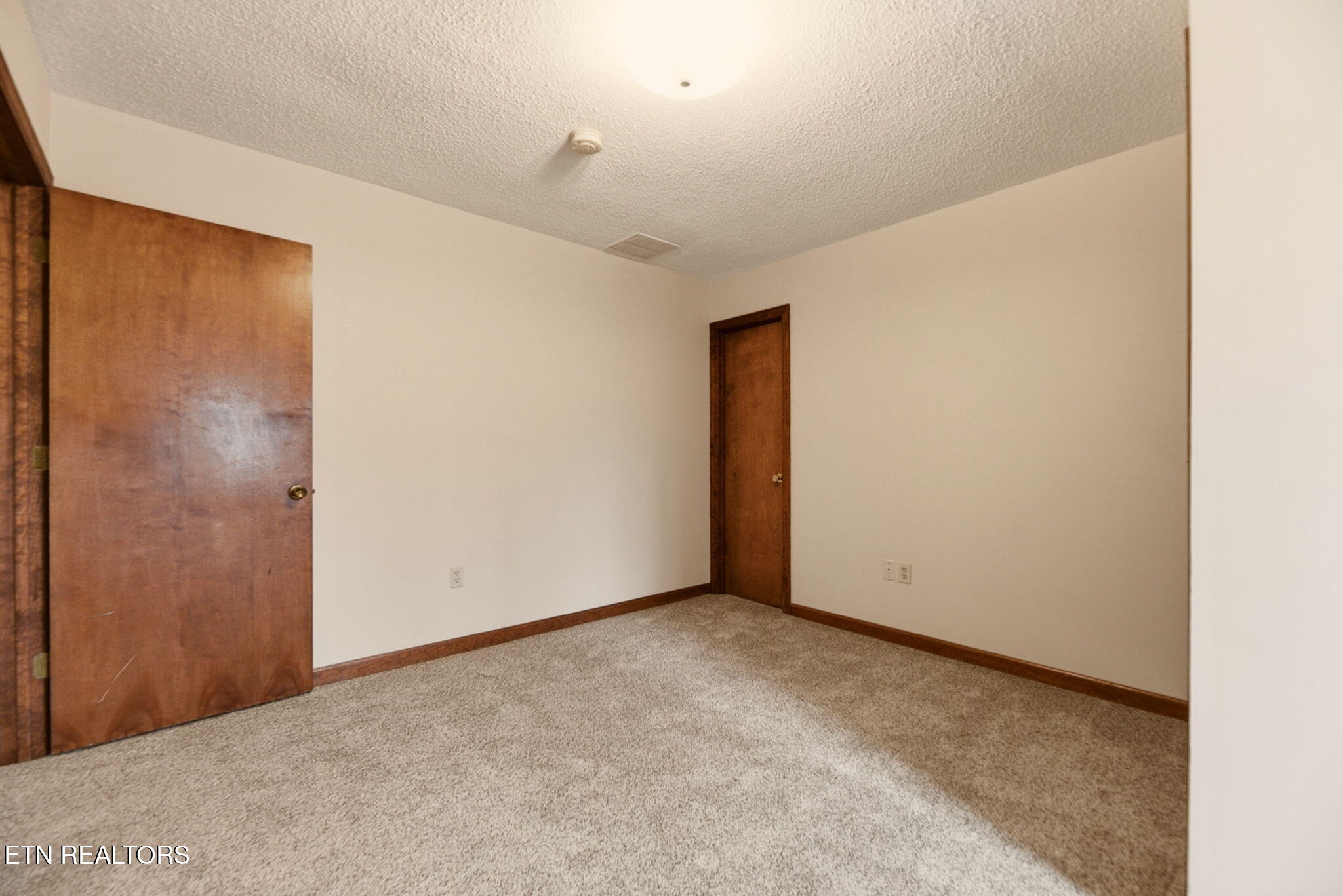 207 Strader Road Powell, TN 37849 - Photo 31 of 51 31-web-or-mls-Strdr207 (33)