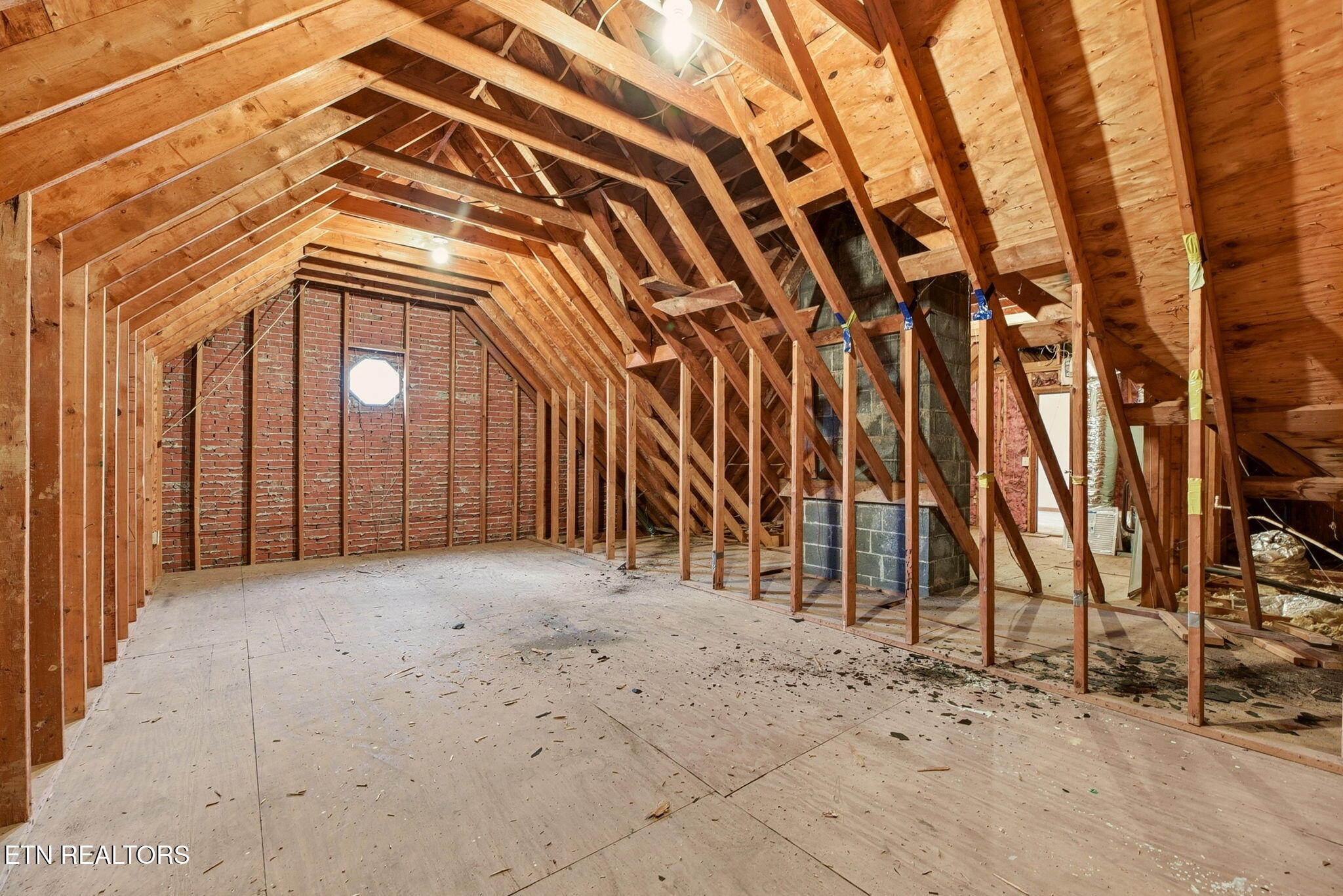 207 Strader Road Powell, TN 37849 - Photo 34 of 51 34-web-or-mls-Strdr207 (36)