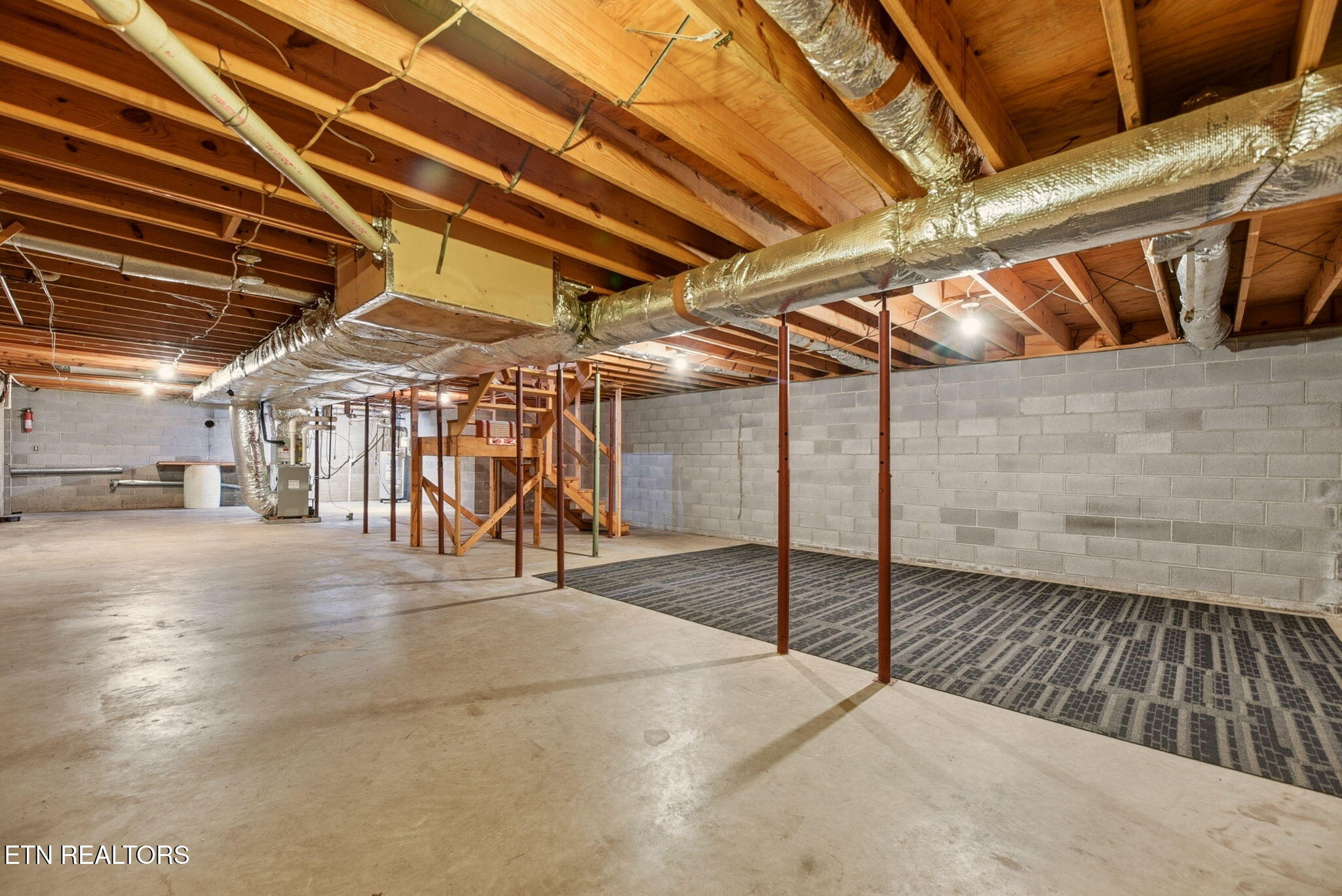 207 Strader Road Powell, TN 37849 - Photo 36 of 51 36-web-or-mls-Strdr207 (38)