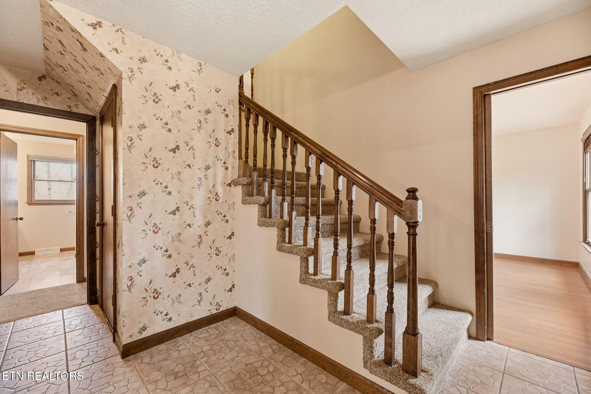 207 Strader Road Powell, TN 37849 - Photo 5 of 51 5-web-or-mls-Strdr207 (7)