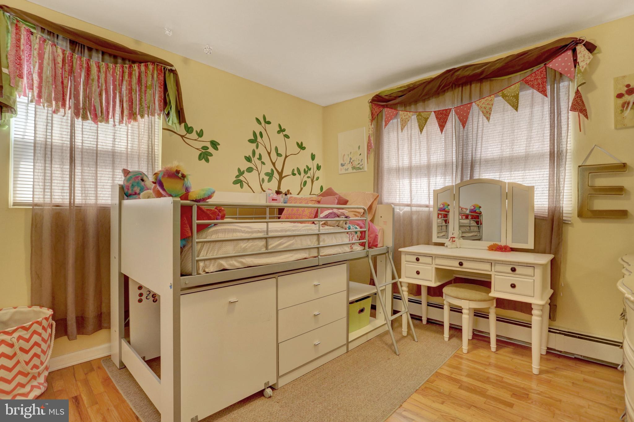 210 Reeser Road Camp Hill, PA 17011 - Photo 18 of 42 Bedroom 3 - level 1
