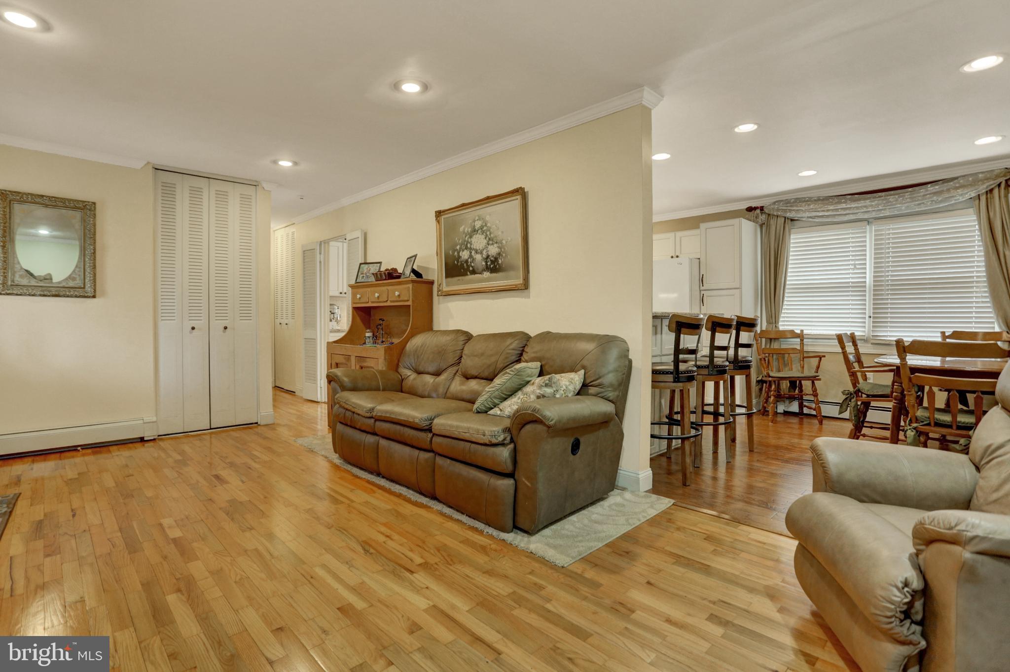 Living room - level 1