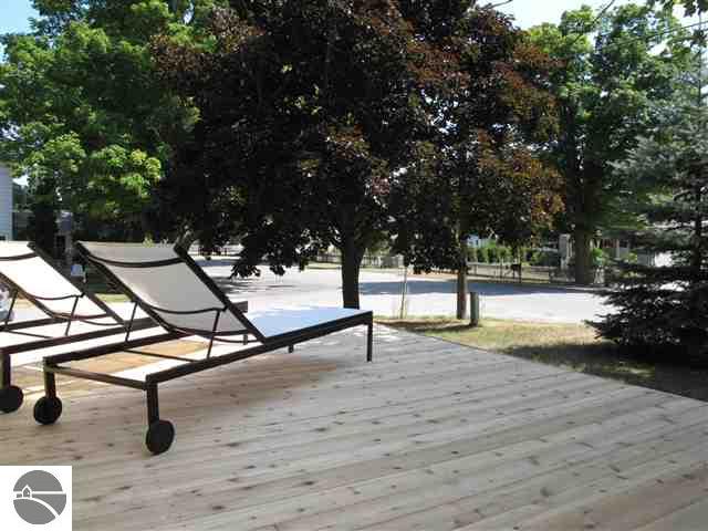 601 Ransom Street Northport, MI 49670 - Photo 21 of 25 1739006-20.JPG