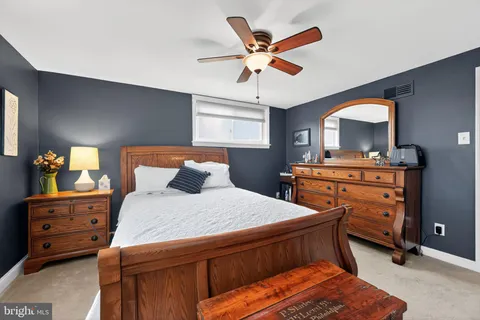 $259,900 | 5201 Whitehall Drive, Clifton Heights, PA 19018