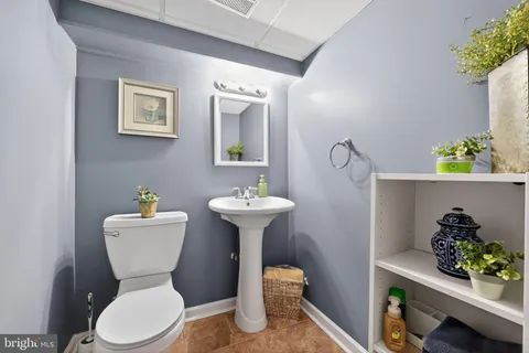 $259,900 | 5201 Whitehall Drive, Clifton Heights, PA 19018