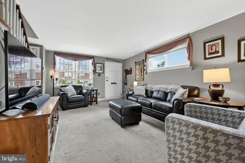 $259,900 | 5201 Whitehall Drive, Clifton Heights, PA 19018