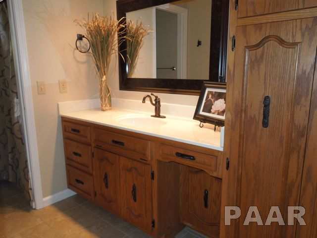 421 West Wolf Road Peoria, IL 61614 - Photo 11 of 15 Gallery Image 11