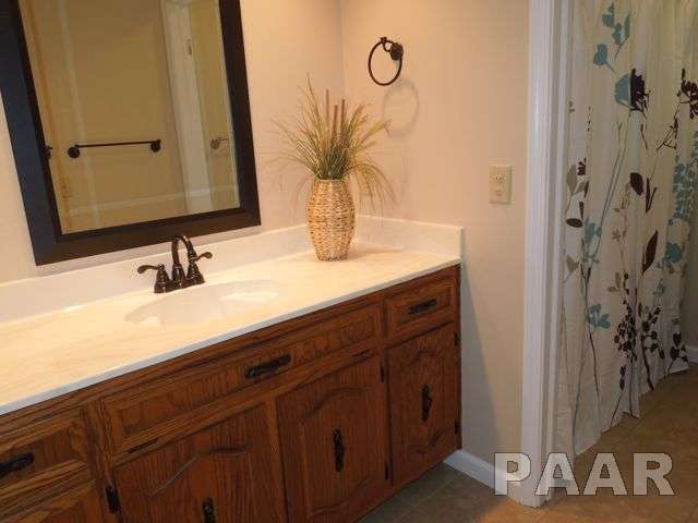 421 West Wolf Road Peoria, IL 61614 - Photo 10 of 15 Gallery Image 10
