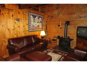 758 Boardman Loop Wardsboro, VT 05360 - Photo 9 of 16 Gallery Image 9