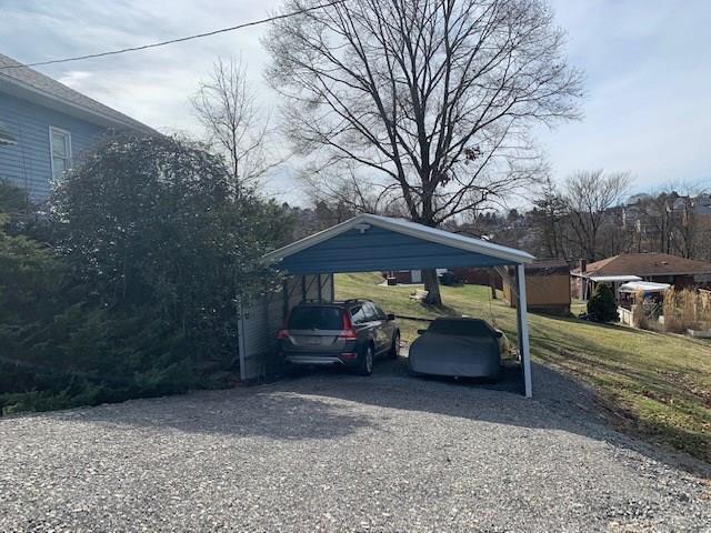 1039 Reeves Avenue Monessen, PA 15062 - Photo 20 of 24 New Carport and Drive..