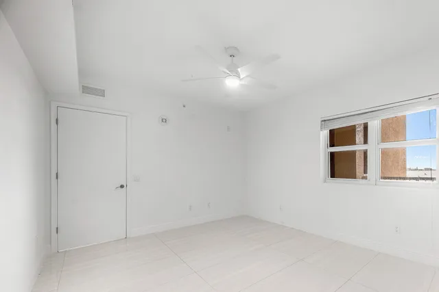 $625,000 | 2650 Lake Shore Drive, Unit 1005, Riviera Beach, FL 33404