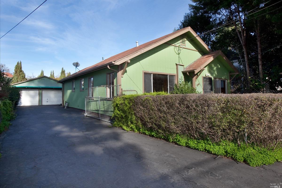 213 Earle Street Santa Rosa, CA 95407 - Photo 1 of 1 Gallery Image 1