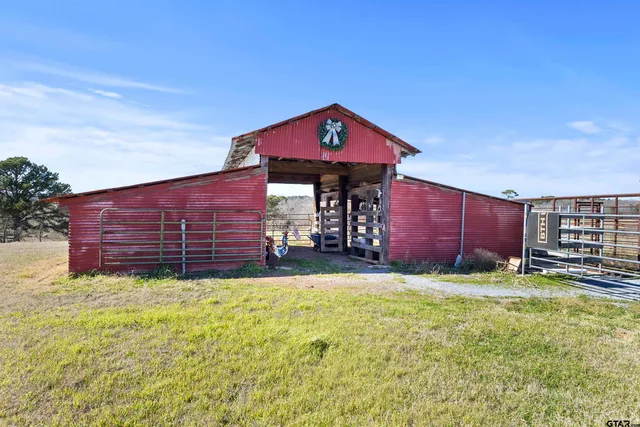 a view of a house with a outdoor space