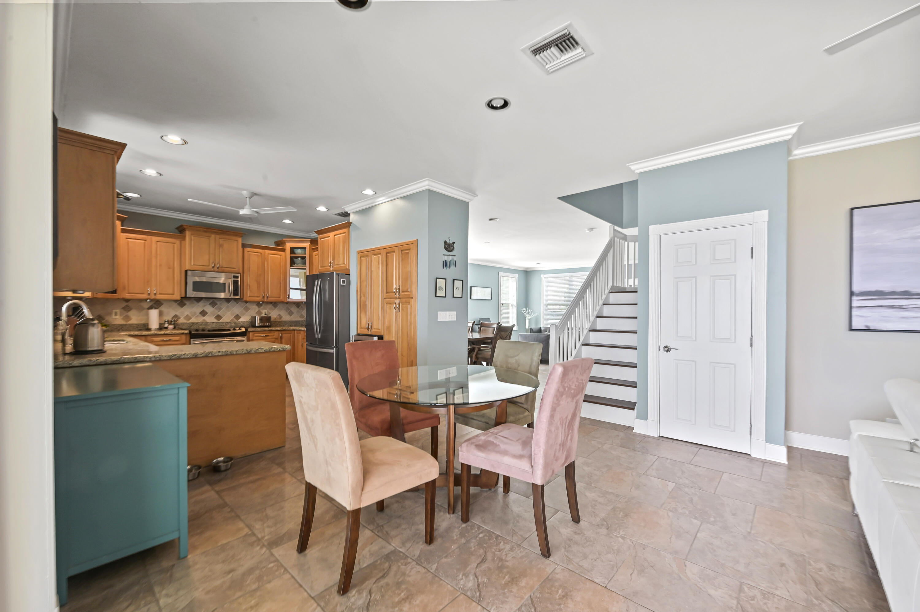 7325 Shell Ridge Terrace Lake Worth, FL 33467 - Photo 15 of 43 Kitchen 3