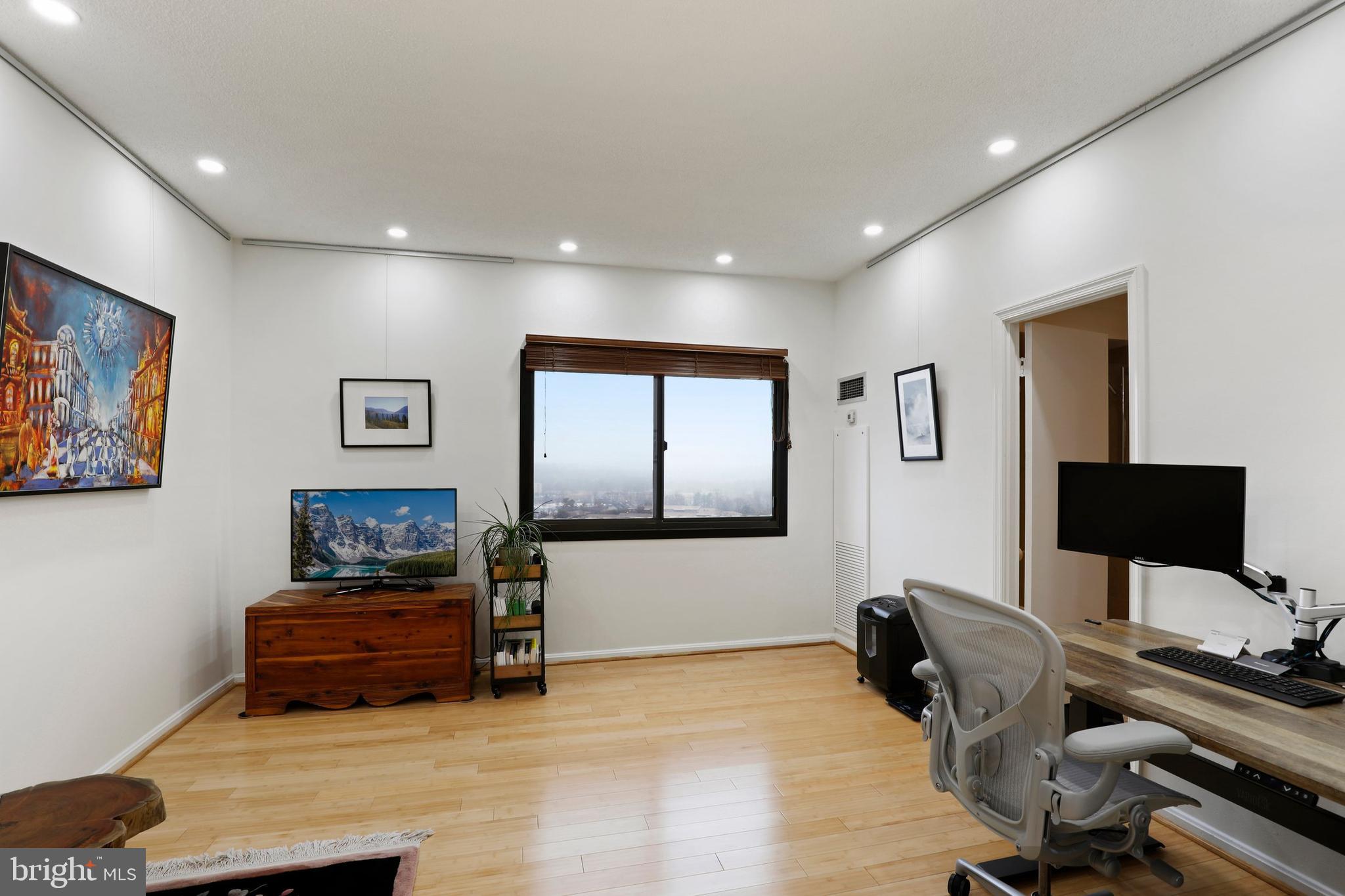 6101 Edsall Road, Unit 1808 Alexandria, VA 22304 - Photo 7 of 28