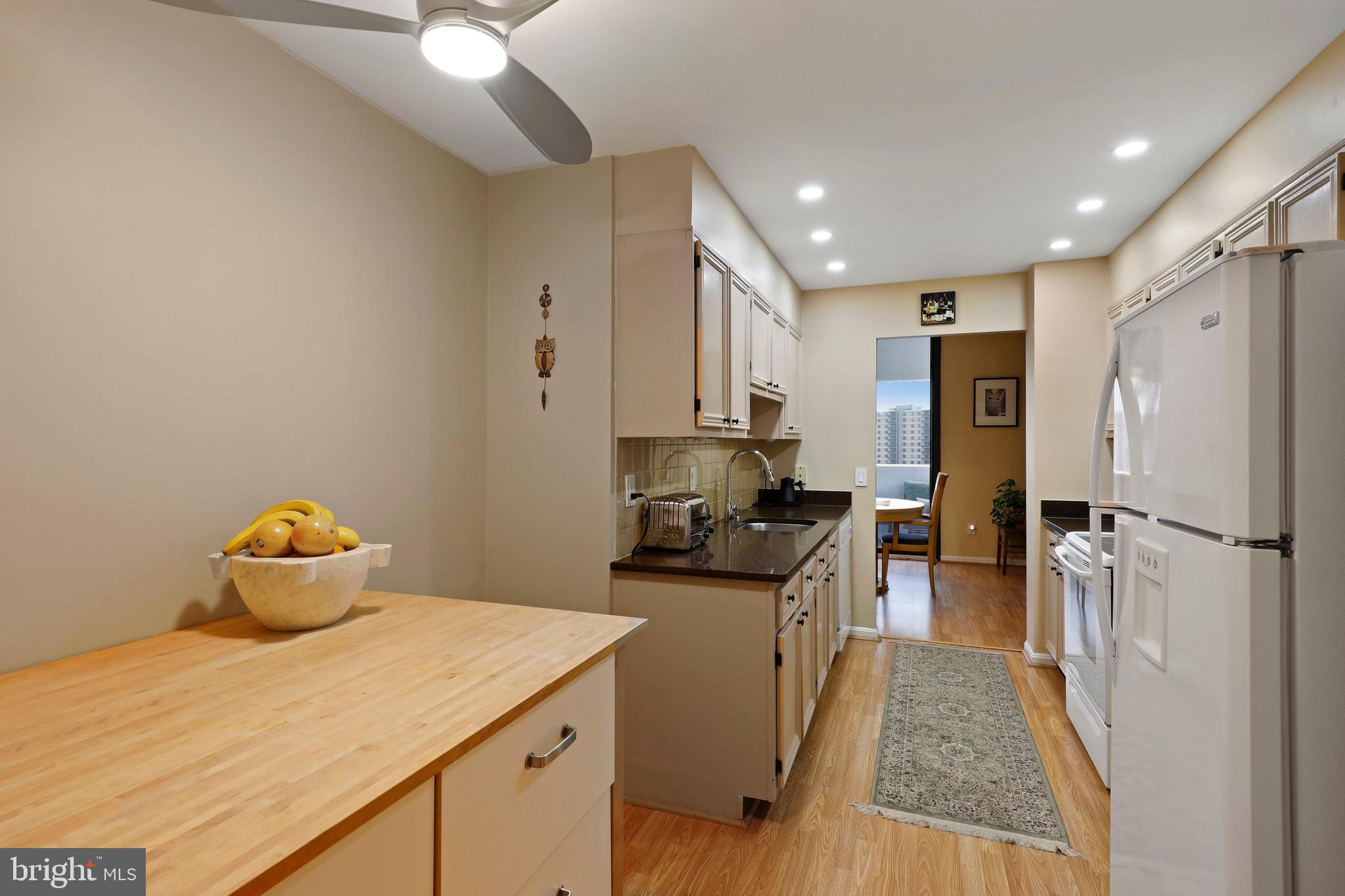 6101 Edsall Road, Unit 1808 Alexandria, VA 22304 - Photo 9 of 28