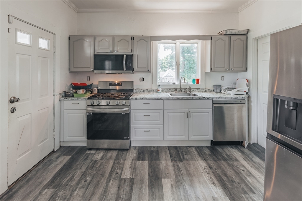 18 May Street Lowell, MA 01850 - Photo 10 of 37