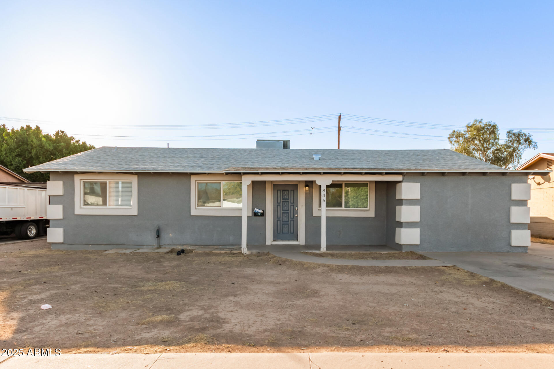 836 South Pasadena Mesa, AZ 85210 - Photo 2 of 29 02 - Pasadena