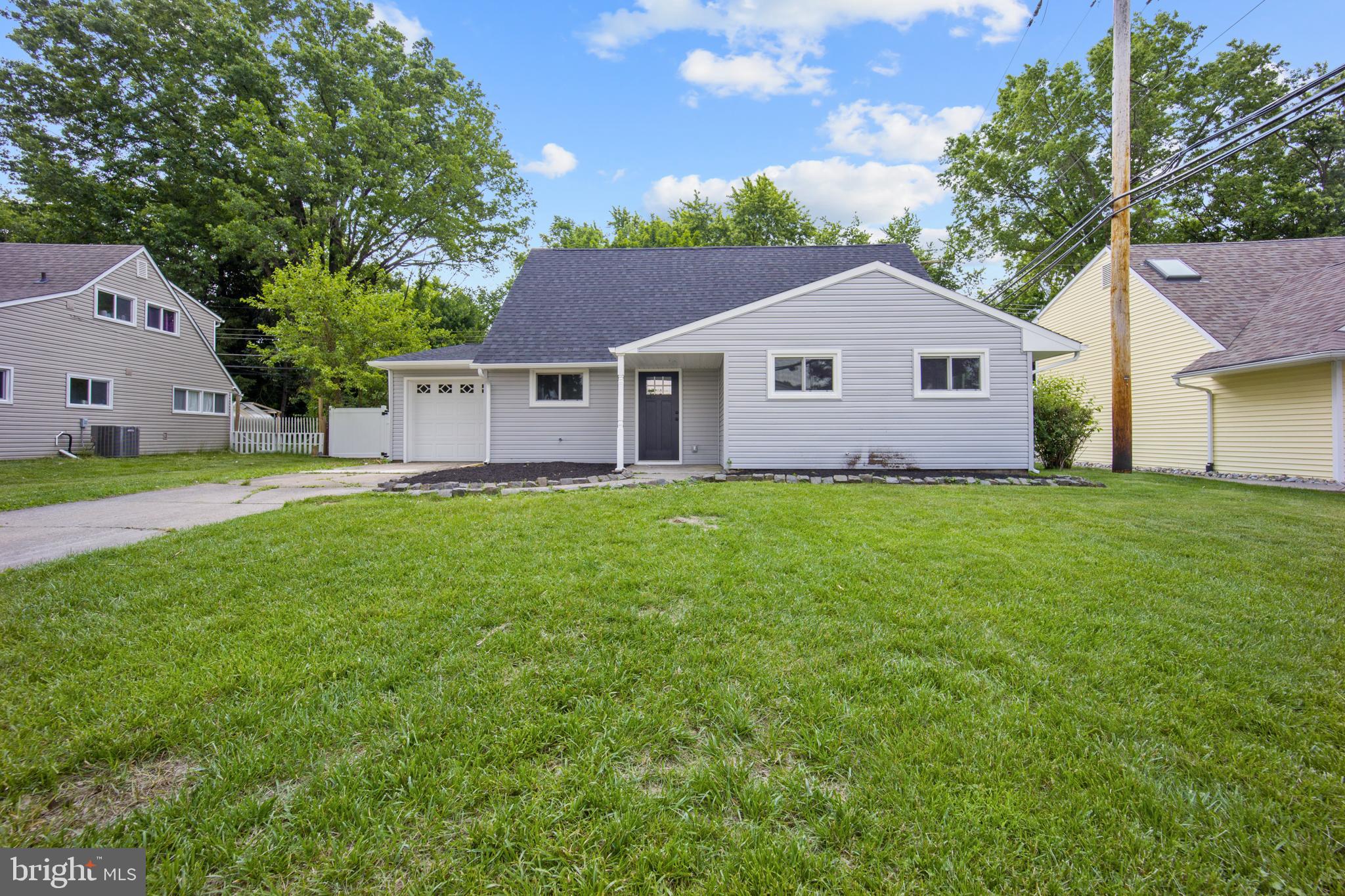 80 Hollow Road Levittown, PA 19056 - Photo 1 of 31 Gallery Image 1
