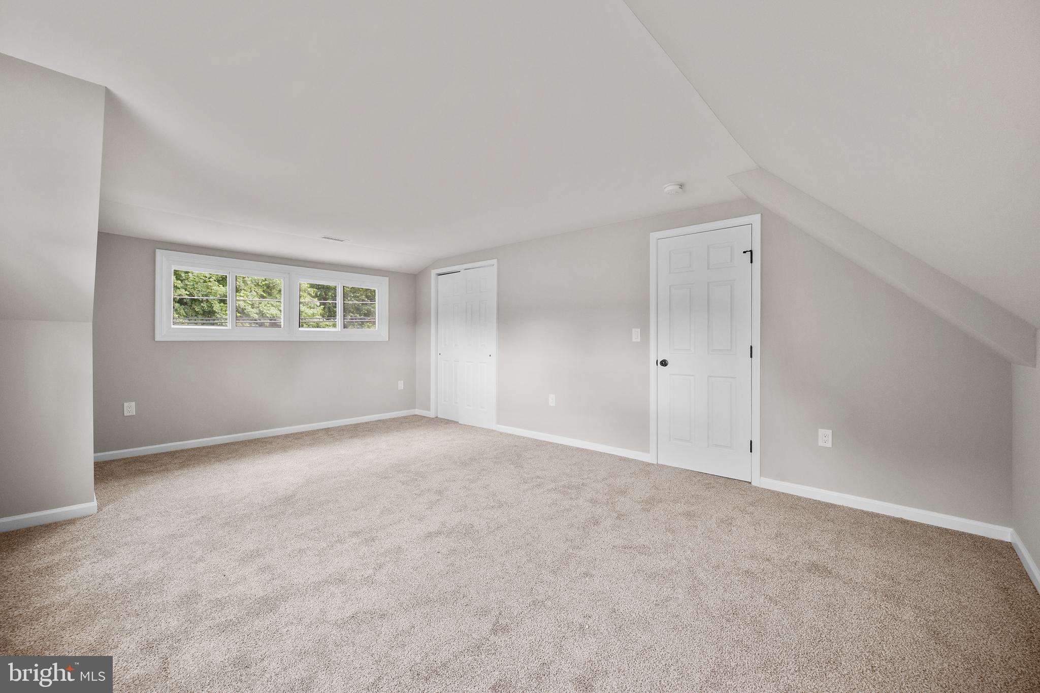 80 Hollow Road Levittown, PA 19056 - Photo 25 of 31 Gallery Image 25
