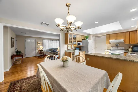 $985,000 | 33 Jeanette Road, Chatham, MA 02633