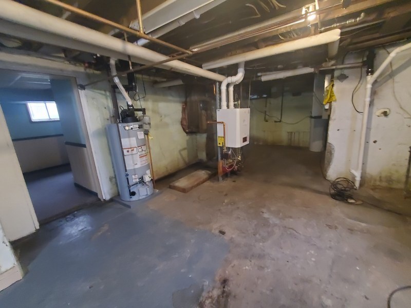 616 Argyle Court Clinton, IA 52732 - Photo 18 of 21