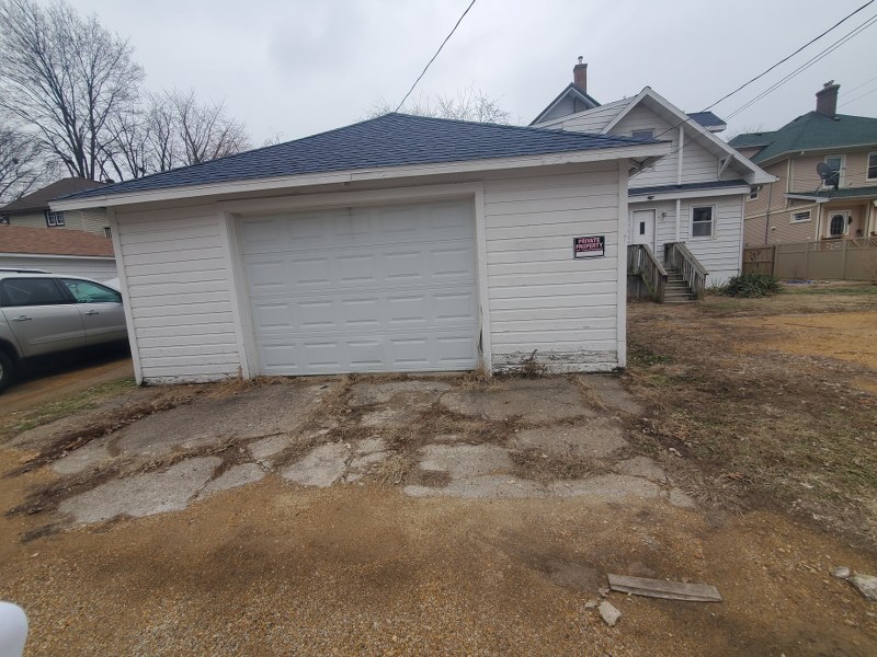 616 Argyle Court Clinton, IA 52732 - Photo 3 of 21