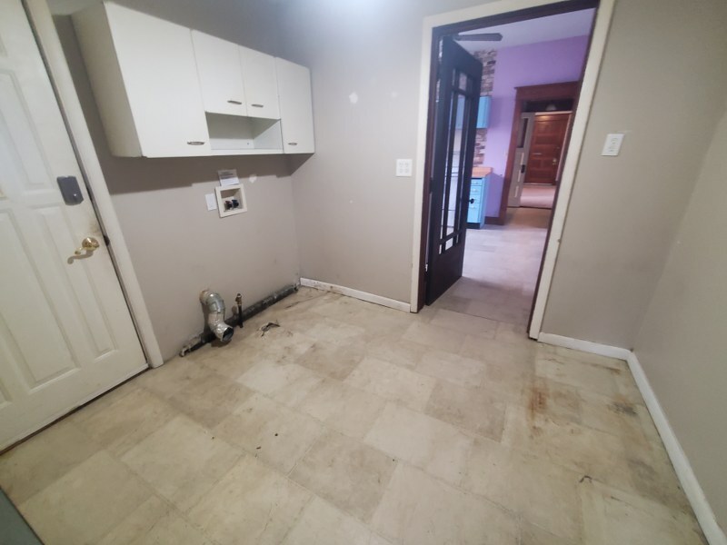 616 Argyle Court Clinton, IA 52732 - Photo 8 of 21