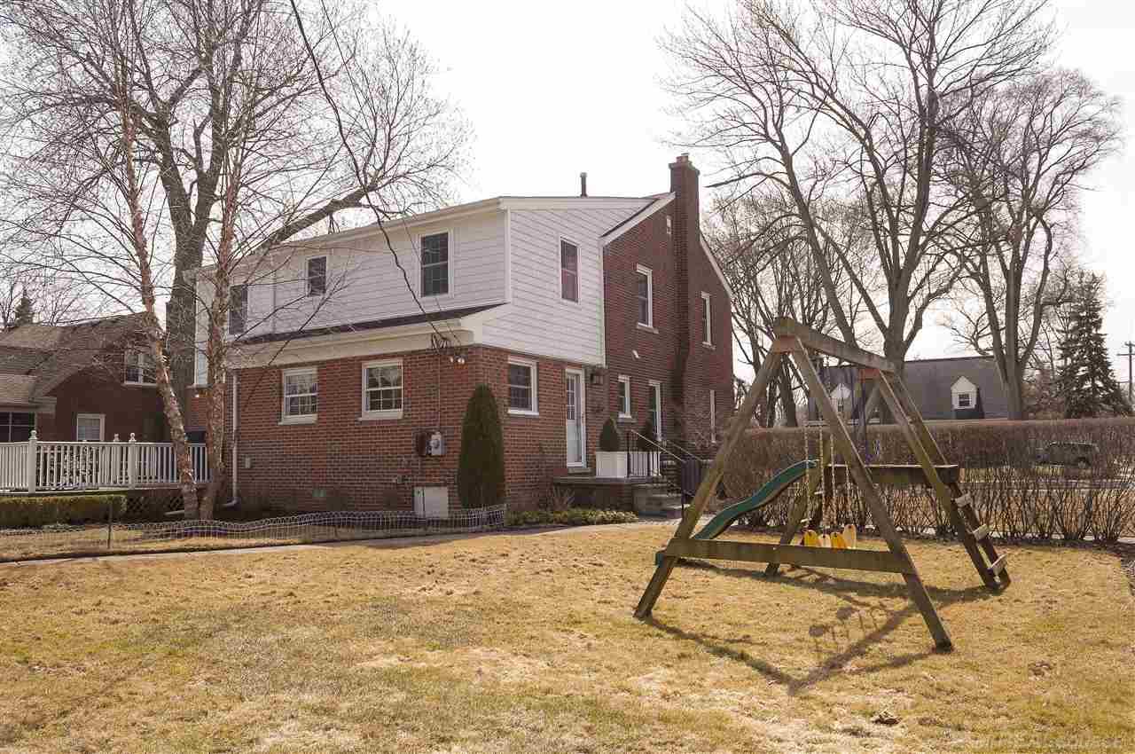1652 Hawthorne Road Grosse Pointe Woods, MI 48236 - Photo 54 of 55