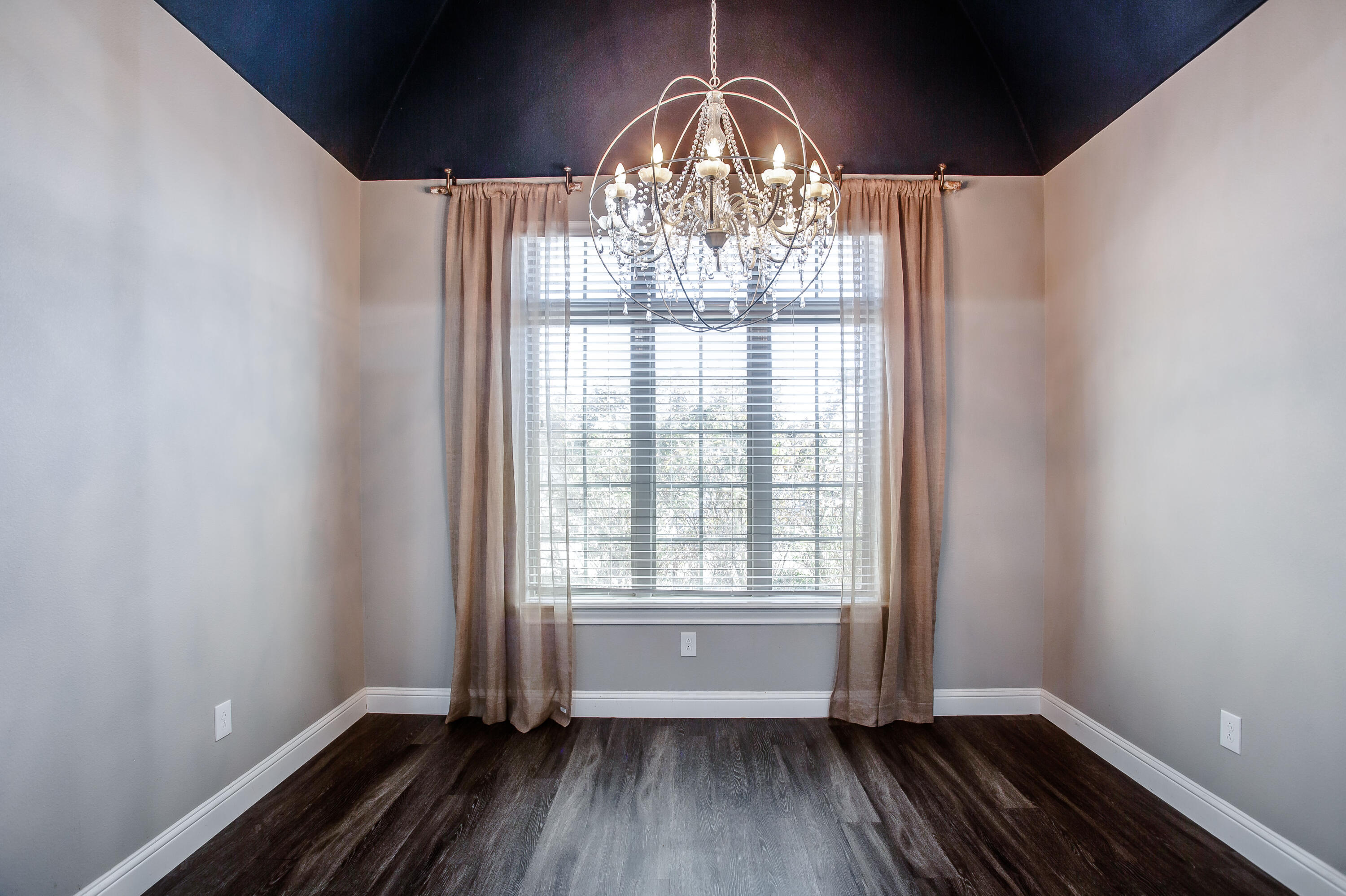 2007 101st Street Lubbock, TX 79423 - Photo 7 of 18 2007-104