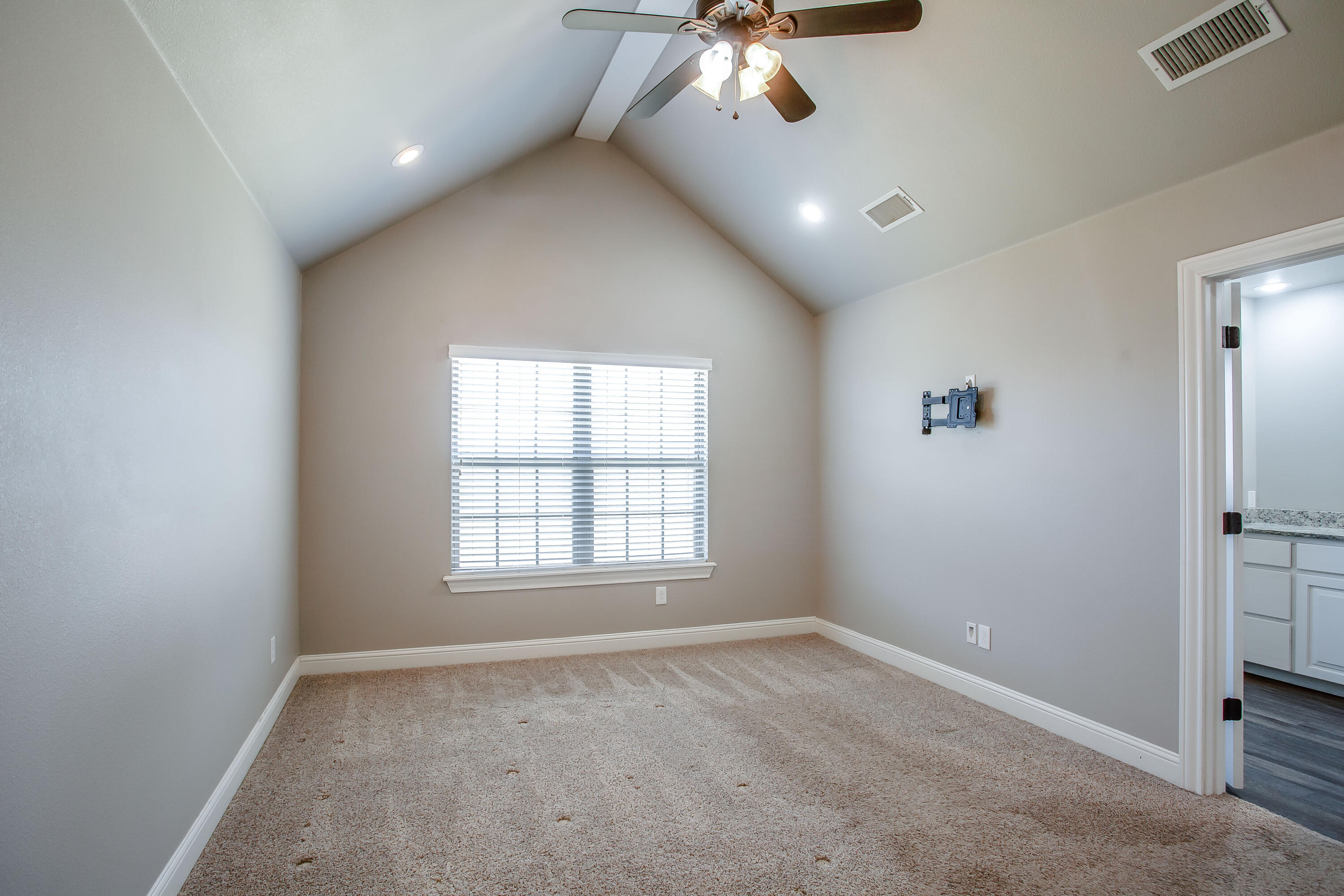 2007 101st Street Lubbock, TX 79423 - Photo 8 of 18 2007-105