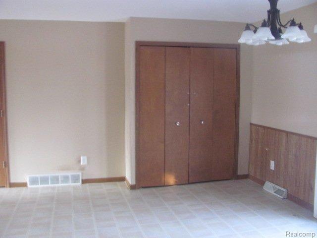 4042 Miller Road Emmett, MI 48022 - Photo 5 of 15 5 Dining.jpg