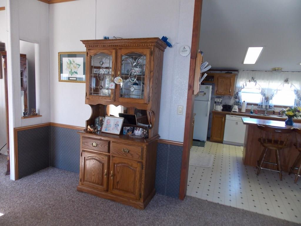 8724 Hathaway Road Churubusco, IN 46723 - Photo 13 of 36