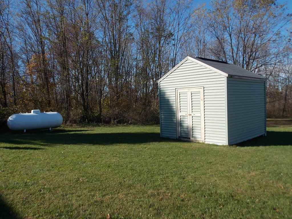 8724 Hathaway Road Churubusco, IN 46723 - Photo 26 of 36