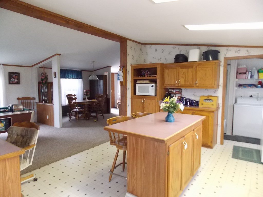 8724 Hathaway Road Churubusco, IN 46723 - Photo 6 of 36