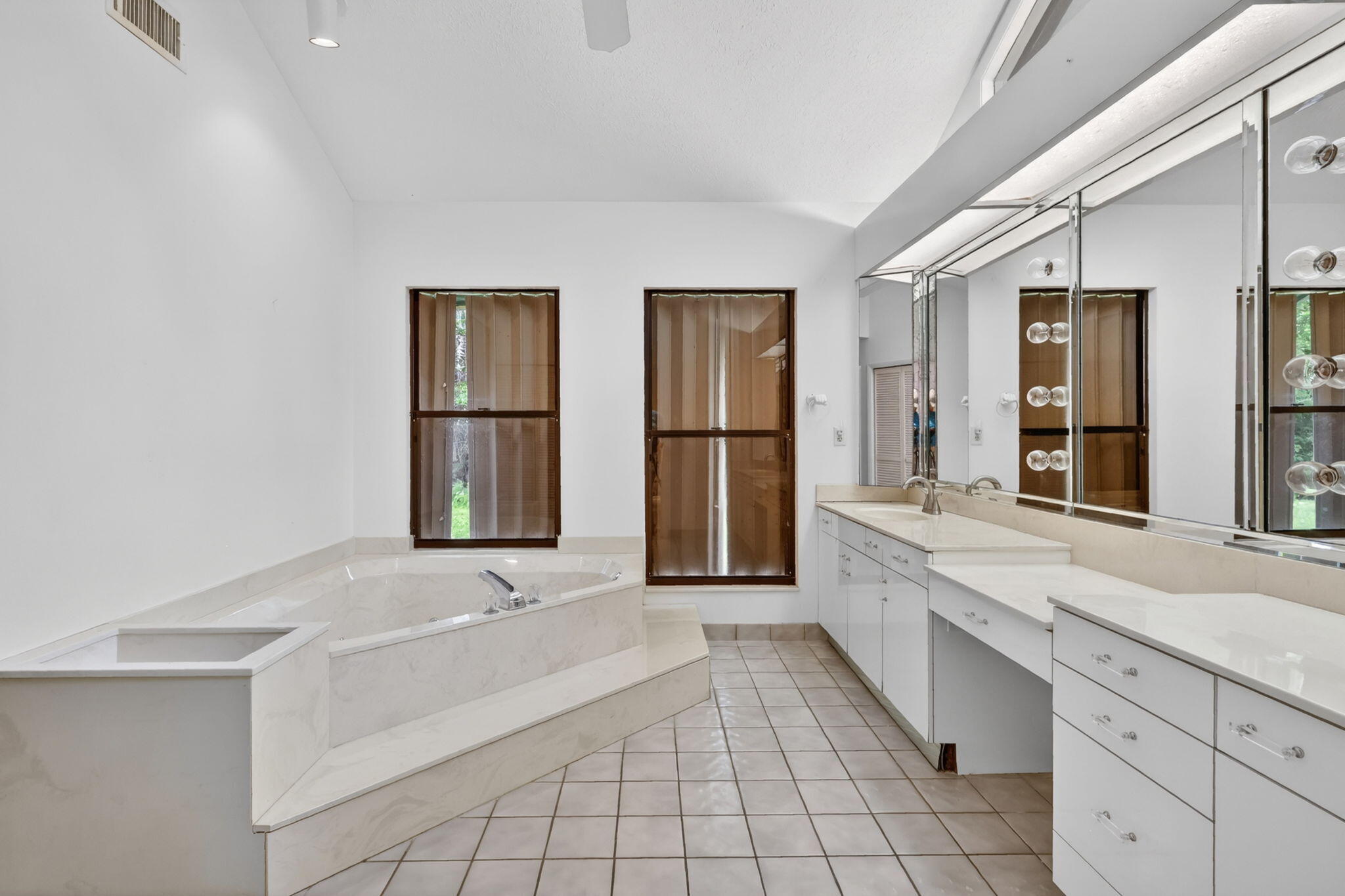 2111 Southwest Racquet Club Drive Palm City, FL 34990 - Photo 24 of 36 40-web-or-mls-5P1A7266