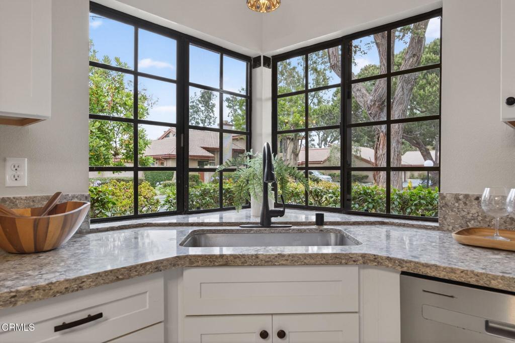 3720 Via Pacifica Walk Oxnard, CA 93035 - Photo 14 of 37 16-web-or-mls-Upmarket Media-3720ViaP059