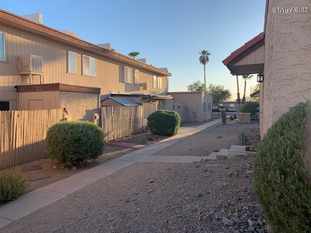 10411 North 11th Avenue, Unit 22 Phoenix, AZ 85021 - Photo 10 of 14 Walkway2