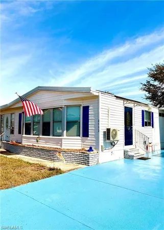 $1,195 | 3112 Running Deer Drive, North Fort Myers, FL 33917