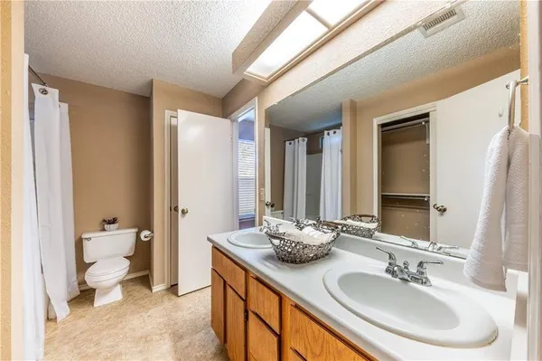 $1,995 | 3010 Red Bay Drive, Cedar Park, TX 78613