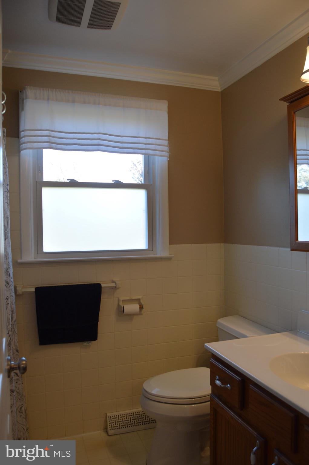 2611 Durham Road York, PA 17402 - Photo 8 of 31 Gallery Image 8
