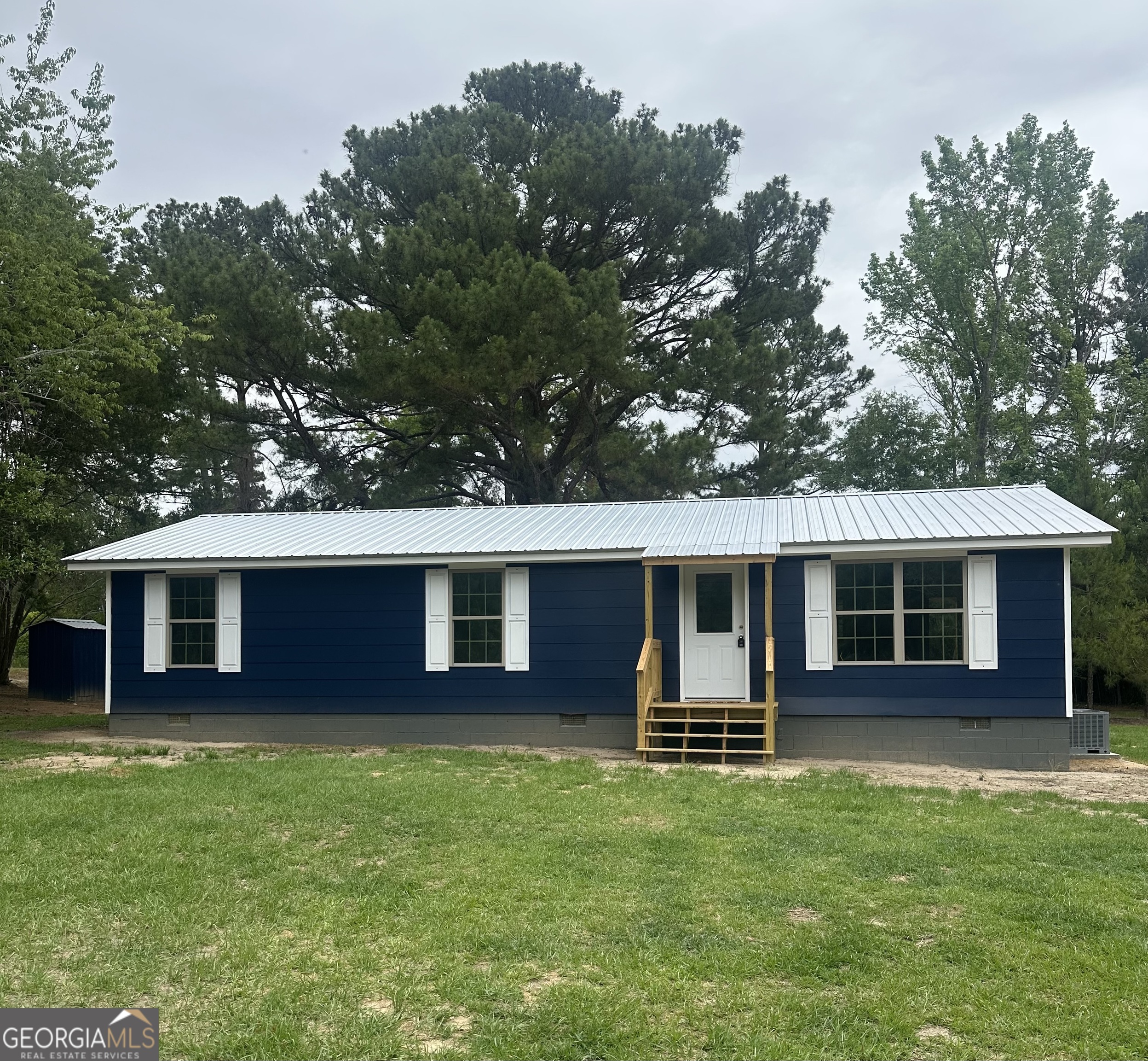 247 Mamie Graham Road East Dublin, GA 31027 - Photo 2 of 17